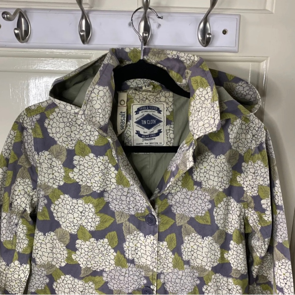 Seasalt UK 12 Seaside Mac Rain Coat Hydrangea 100% Cotton Hood Spring Floral - Picture 2 of 7